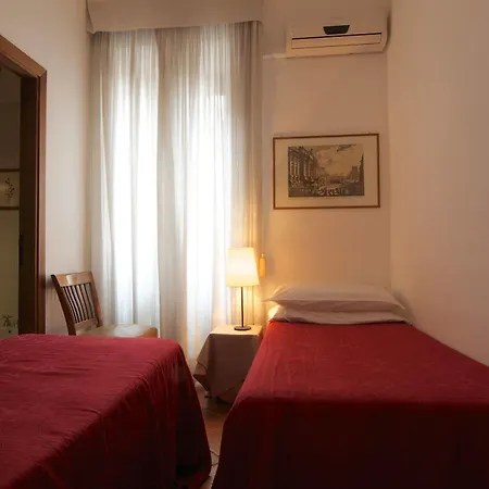 Apartment The Pantheon Rom