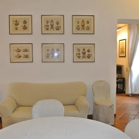 The Pantheon Apartment *